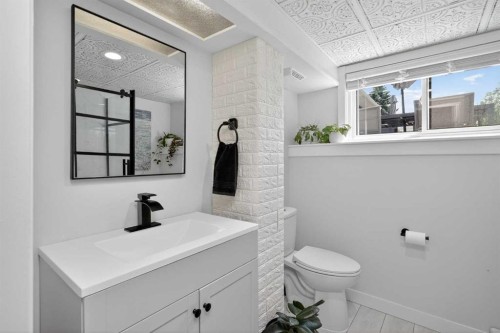 10704 Maplecrest Road Se, Calgary, AB 