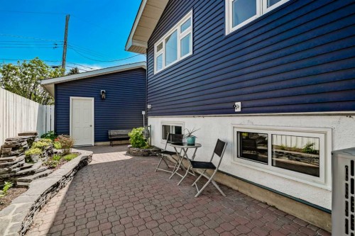 10704 Maplecrest Road Se, Calgary, AB 