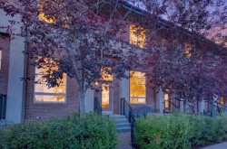 73 Aspen Hills Terrace SW Calgary, AB T3H 0P4