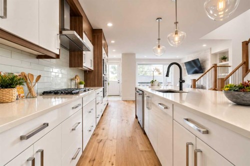 225 33 Avenue Ne, Calgary, AB 