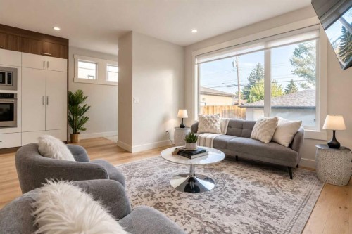 225 33 Avenue Ne, Calgary, AB 