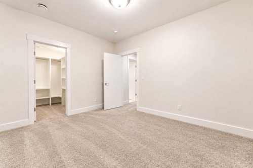 225 33 Avenue Ne, Calgary, AB 