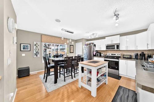 223 Skyview Ranch Way Ne, Calgary, AB 
