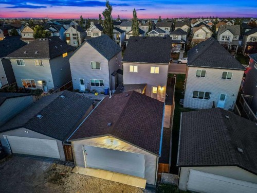 207 Copperpond Road Se, Calgary, AB 