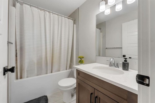 192 Cornerbrook Road Ne, Calgary, AB 