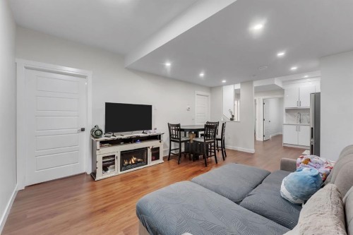 192 Cornerbrook Road Ne, Calgary, AB 