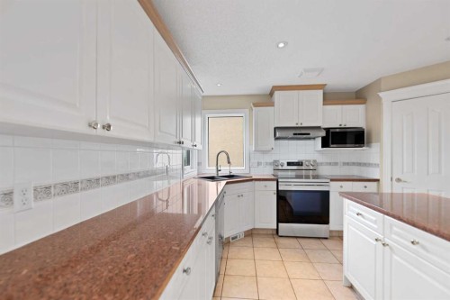 199 Hamptons Terrace Nw, Calgary, AB 