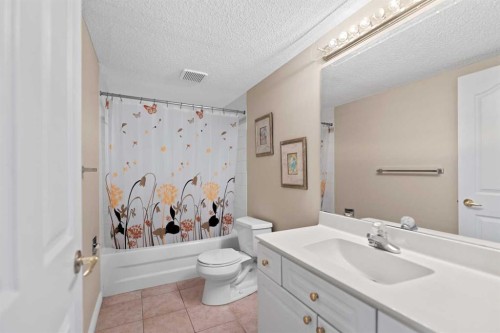 199 Hamptons Terrace Nw, Calgary, AB 