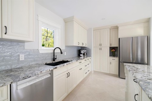 3915 23 Avenue Sw, Calgary, AB 