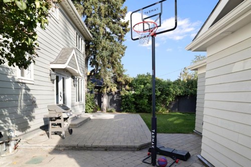 3915 23 Avenue Sw, Calgary, AB 