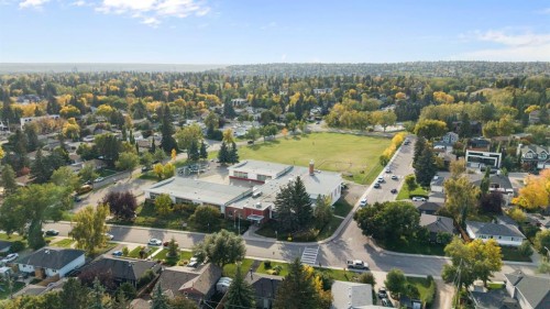 3915 23 Avenue Sw, Calgary, AB 