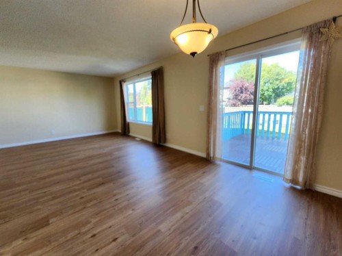 717 Harvest Hills Drive Ne, Calgary, AB 