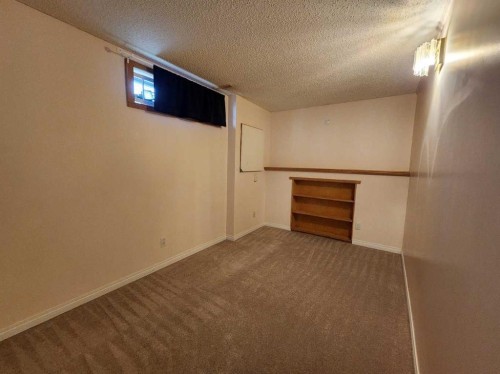717 Harvest Hills Drive Ne, Calgary, AB 