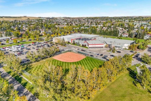 101 Hodson Way, Okotoks, AB 