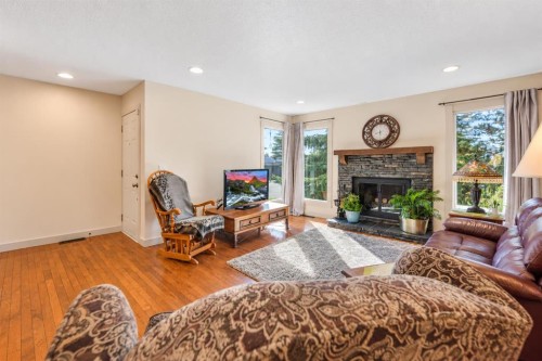 101 Hodson Way, Okotoks, AB 