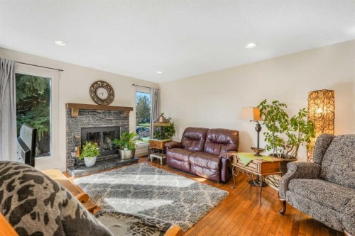 101 Hodson Way, Okotoks, AB 