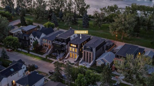1216 8 Avenue Se, Calgary, AB 