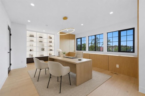1216 8 Avenue Se, Calgary, AB 
