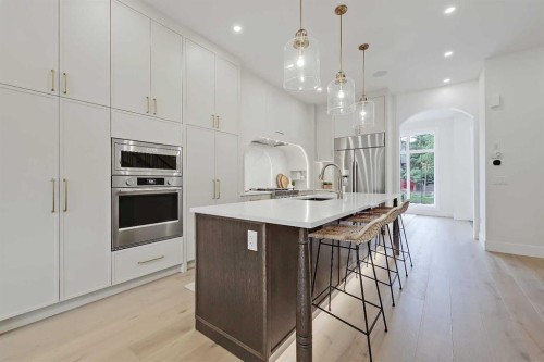 1007 18 Avenue Nw, Calgary, AB 