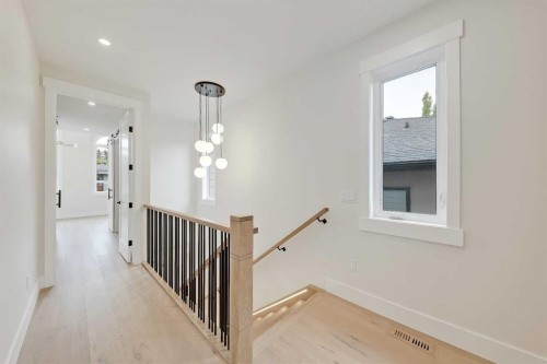 1007 18 Avenue Nw, Calgary, AB 