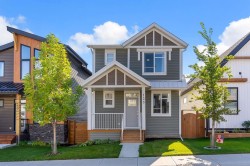 133 Rochester Way NW Calgary, AB T3L 2M4