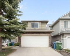459 Citadel Meadow Bay NW Calgary, AB T3G 4Z2