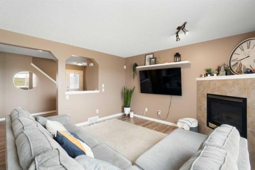 459 Citadel Meadow Bay Nw, Calgary, AB 