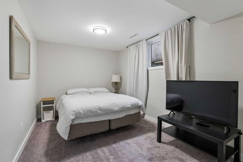 7120 8 Street Nw, Calgary, AB 