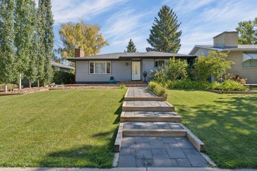 7120 8 Street Nw, Calgary, AB 