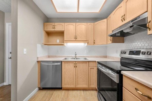 1108-1108 Hawksbrow Point Nw, Calgary, AB 