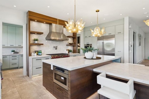 1911 52 Street Nw, Calgary, AB 
