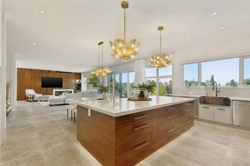1911 52 Street Nw, Calgary, AB 