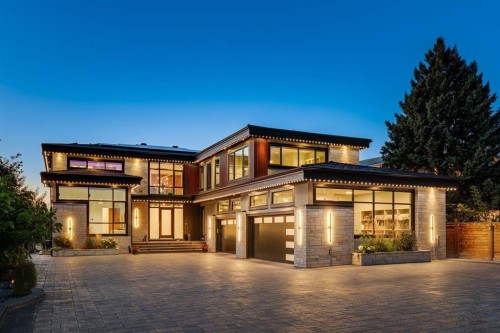 1911 52 Street Nw, Calgary, AB 