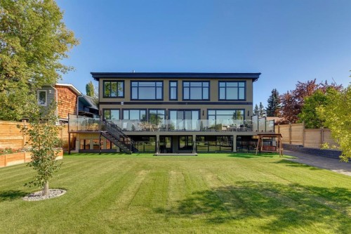 1911 52 Street Nw, Calgary, AB 