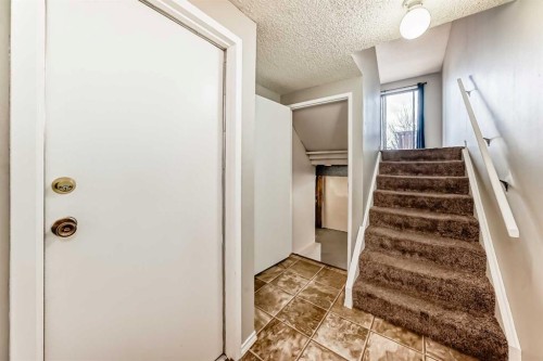 6909 Ranchero Road Nw, Calgary, AB 