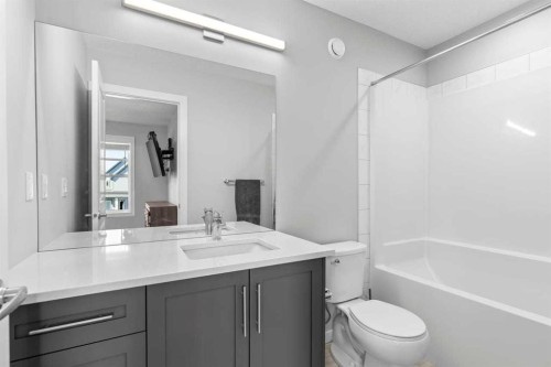 161 Highview Gate Se, Airdrie, AB 