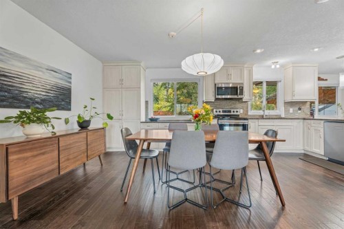 135 Cantree Place Sw, Calgary, AB 