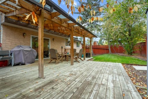 135 Cantree Place Sw, Calgary, AB 