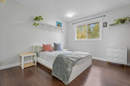 135 Cantree Place Sw, Calgary, AB 