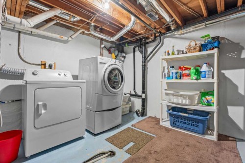 135 Cantree Place Sw, Calgary, AB 