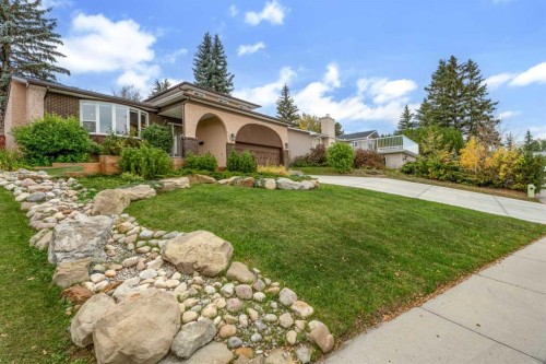 135 Cantree Place Sw, Calgary, AB 
