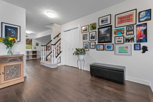 135 Cantree Place Sw, Calgary, AB 