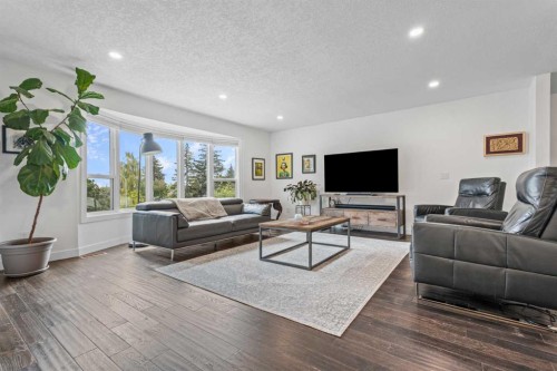 135 Cantree Place Sw, Calgary, AB 