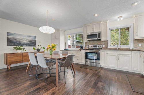 135 Cantree Place Sw, Calgary, AB 