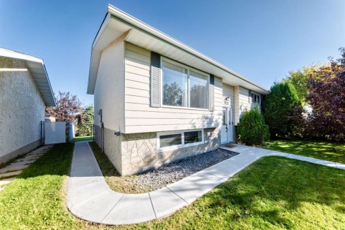 4223 40 Avenue, Stony Plain, AB 
