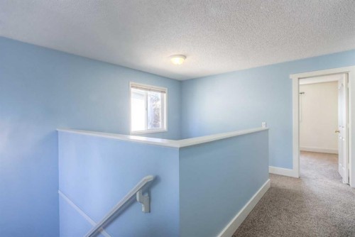 412 Springbank Place Sw, Calgary, AB 