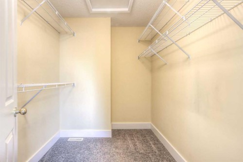412 Springbank Place Sw, Calgary, AB 