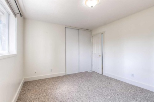 412 Springbank Place Sw, Calgary, AB 