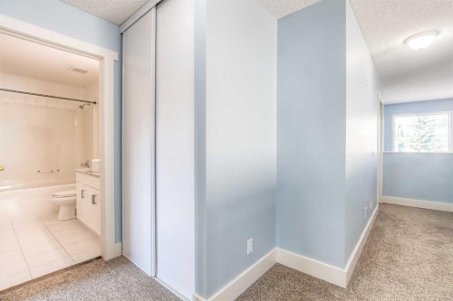 412 Springbank Place Sw, Calgary, AB 