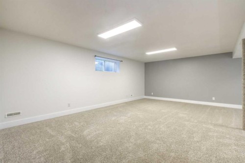 412 Springbank Place Sw, Calgary, AB 